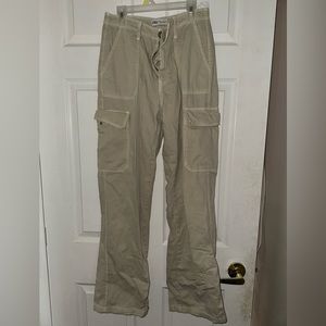 Zara tan cargos